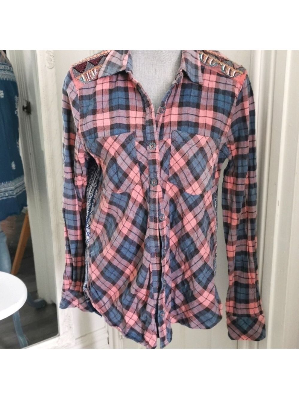 girl krazy coastalcowgirl pink and blue plaid beaded button up. Size large. EUC